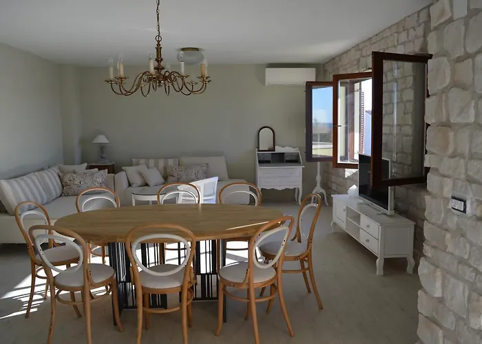 Apartament Salvia 4 Stars *