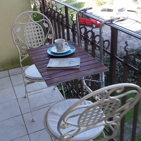 Salvia 4 Stars Apartament