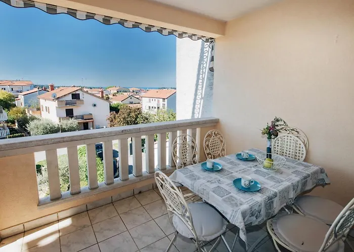 Salvia 4 Stars Apartman