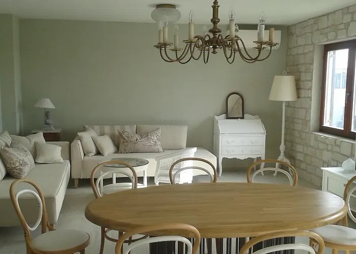 Salvia 4 Stars Lägenhet *